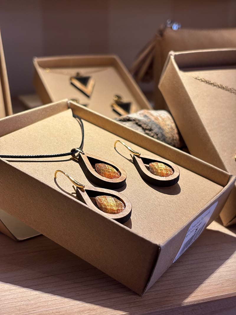 Handmade wooden accessories - Sao Beach Torremolinos